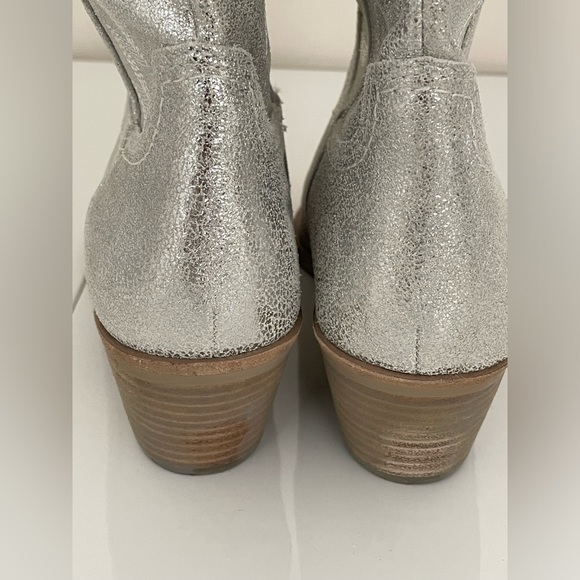 Dolce Vita Solida Leather Silver Metallic Embroidered Cowboy Western Boots Sz 7 - Picture 15 of 16